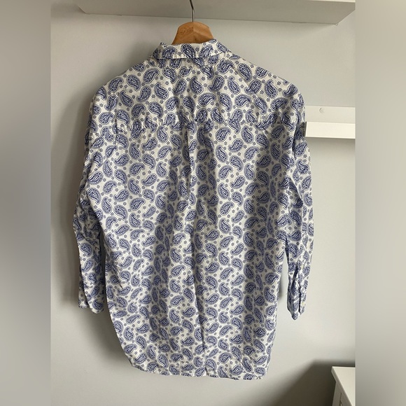 Gap Shirt Small size / 100% cotton / comfortable for spring and summer days - Picture 2 of 3